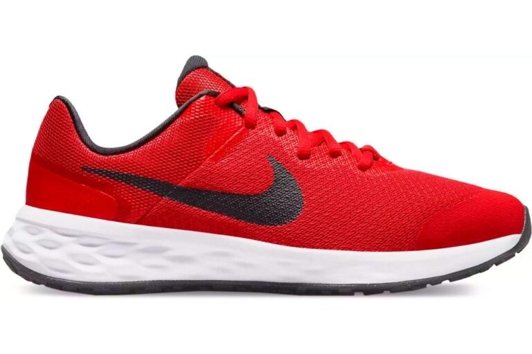 NIKE REVOLUTION 6