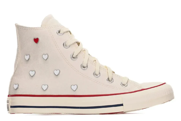 Converse Zapatillas caña alta tachas de corazones mujer CTAS HI Converse