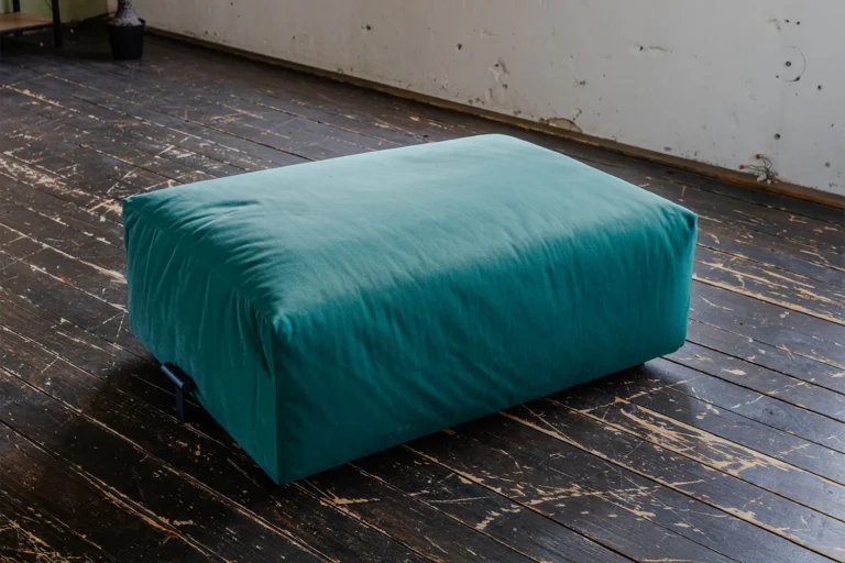 Kawola Mueble de asiento MIA Puf de terciopelo verde