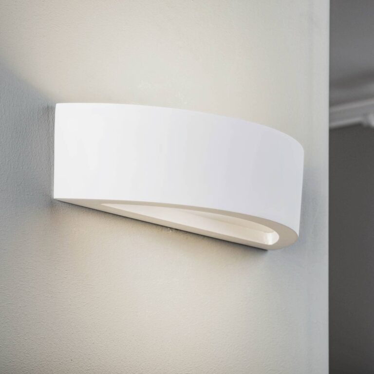 Lindby Aplique de pared Lindby Konstantin, ancho 30 cm, blanco, escayola, E14