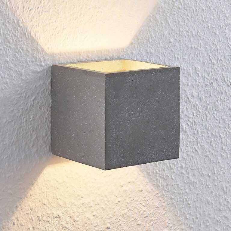 Lindby Aplique de pared Lindby Nellie, gris, hormigón, 11,5 cm de ancho