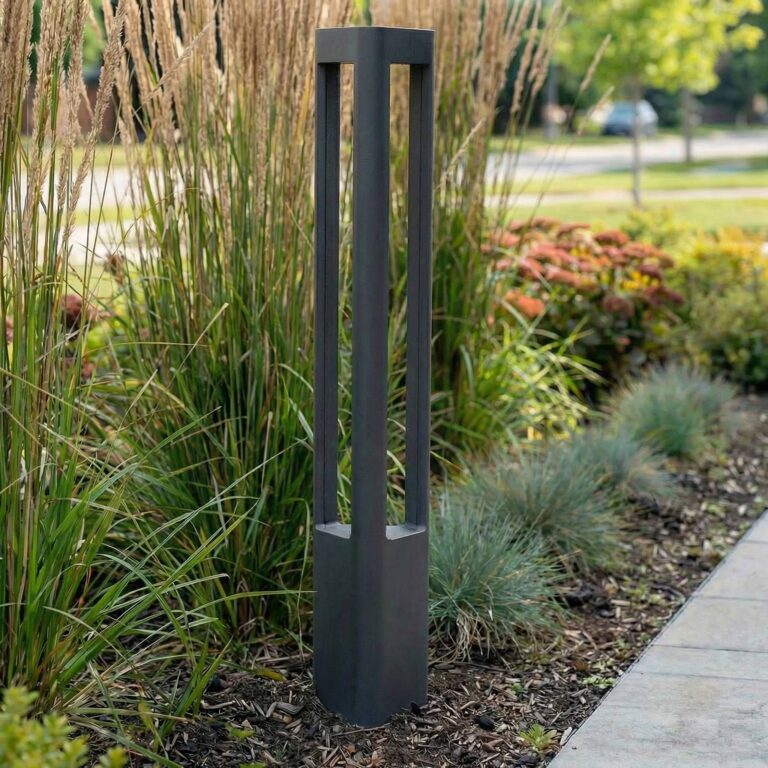 Lucande bolardo luminoso LED Pirron, 80 cm, triangular, IP54