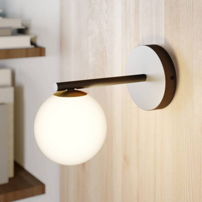 Sigma Aplique de pared Gama en negro con bola de crista