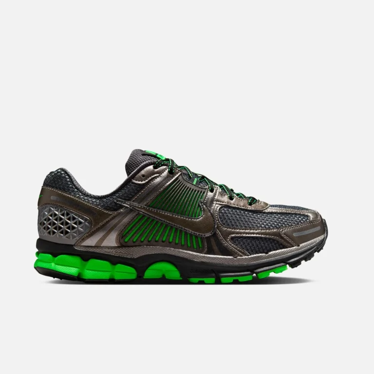 Zapatillas Nike Zoom Vomero 5 SE - 35