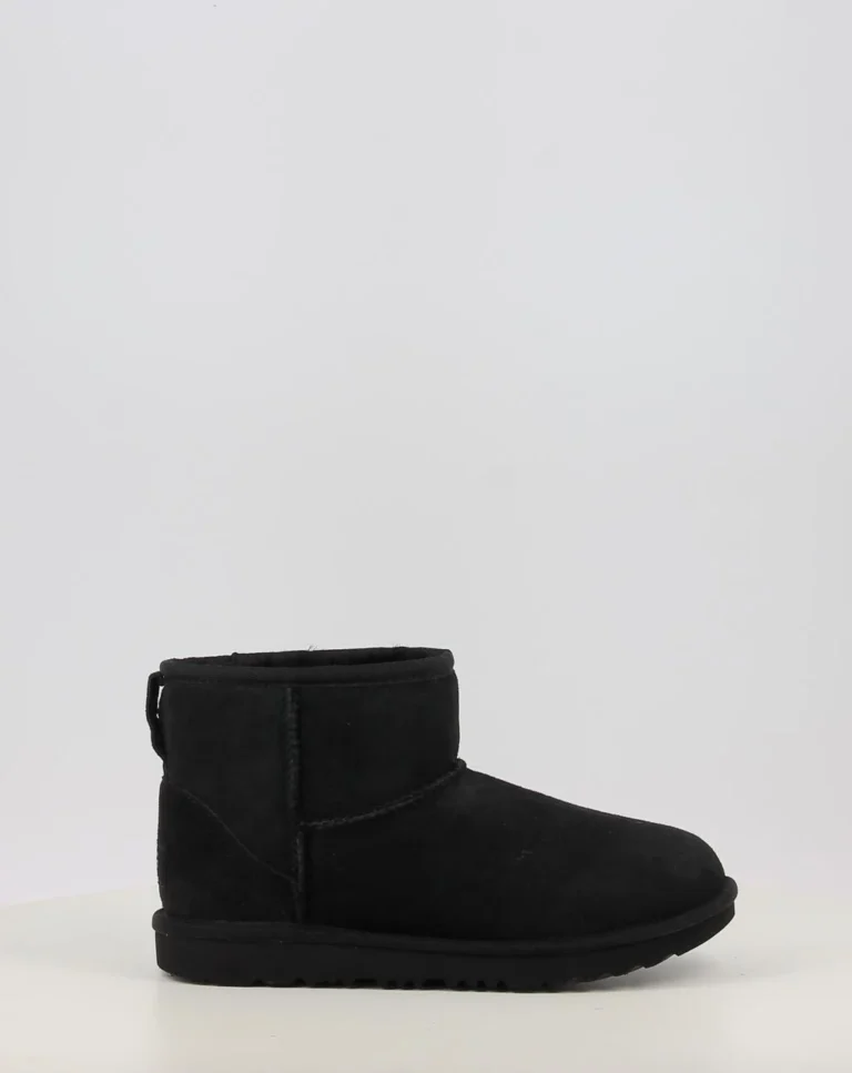 Botas UGG CLASSIC MINI II negro
