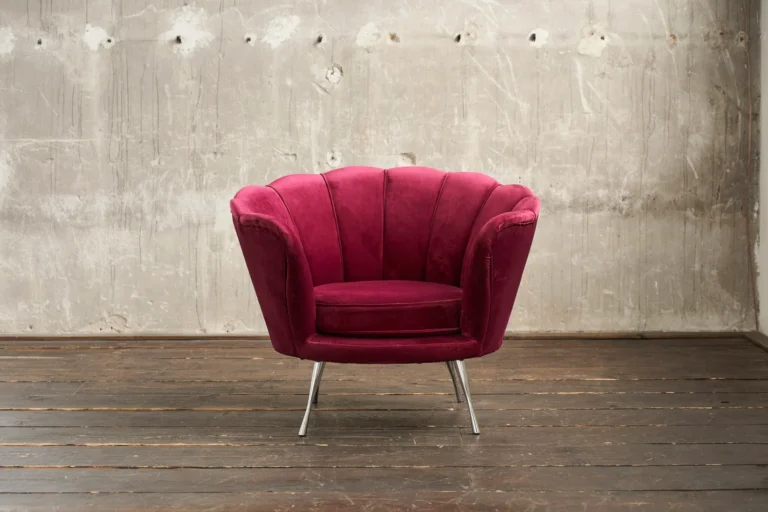 Kawola Sillón KAWOLA NARLA, sillón tapizado en terciopelo rojo