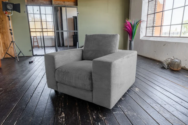 KAWOLA sillón MADELINE Pana gris
