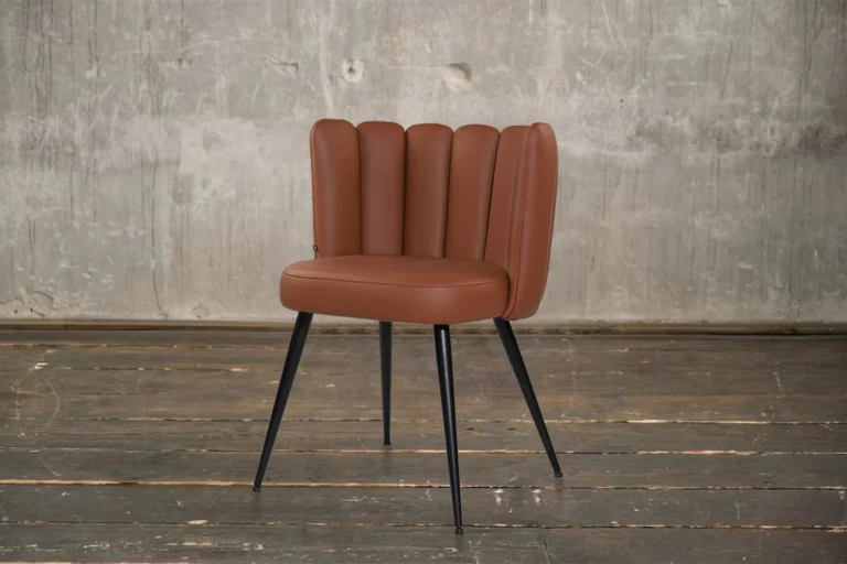 Silla KAWOLA JADA para comedor, de cuero color coñac