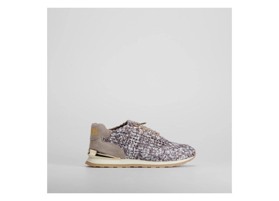 Xti Sneakers perfos verde XTI – Talla: 36