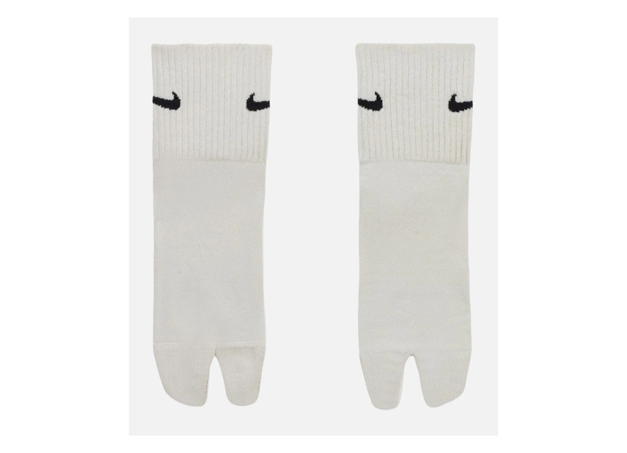 Nike Everyday Plus Lightweight Ankle Split-Toe Socks