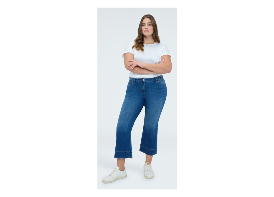 Fiorella Rubino Jeans Kick Flare lavado azul efecto washed