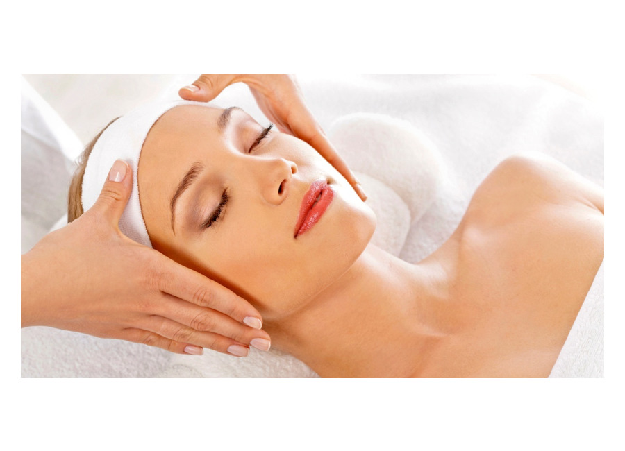 Mandarina Estètic Limpieza facial con peeling