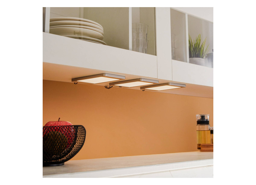 Lindby Svela lámpara LED bajo mueble, 3 ud, plata