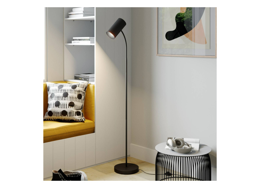 Lindby Lámpara de pie Lindby Karoli, negra, 156 cm, metal, brazo flexible