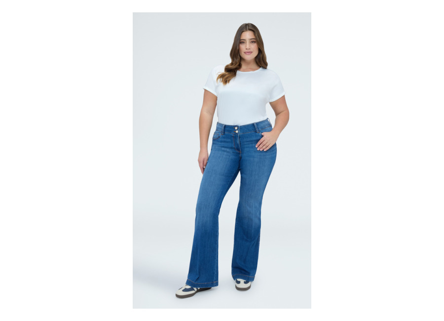 Fiorella Rubino Jeans Flare lavado azul efecto stonewashed
