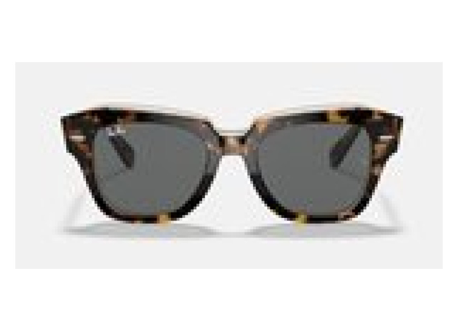 Gafas de sol Ray-Ban Original State Street, Modelo 0RB2186, Calibre 49; Disponible en diferentes colores.
