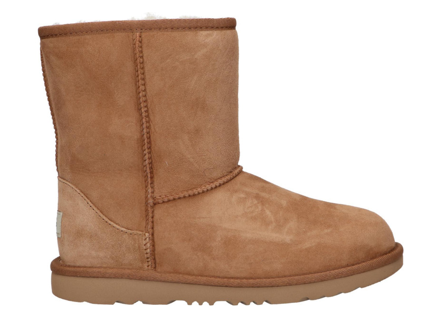 UGG 1017703K CLASSIC II 6 CHESTNUT Women’s and Kids’ Boots, cushioned insole and non-slip sole for comfort and safety, ideal girl’s winter boots in classic chestnut color for autumn/winter 24.