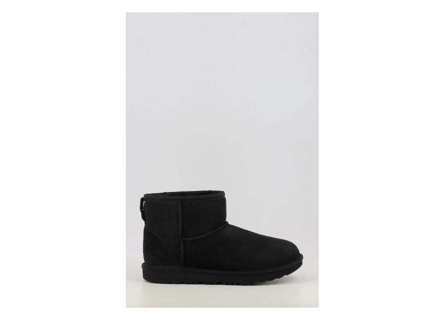 Botas UGG CLASSIC MINI II negro